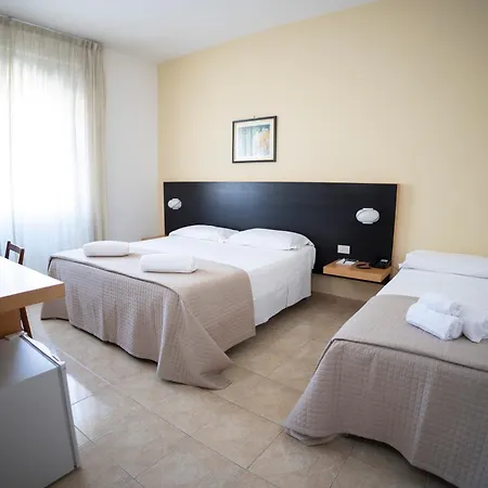 Antum Hotel 4*