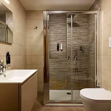 Antum Hotel 4*