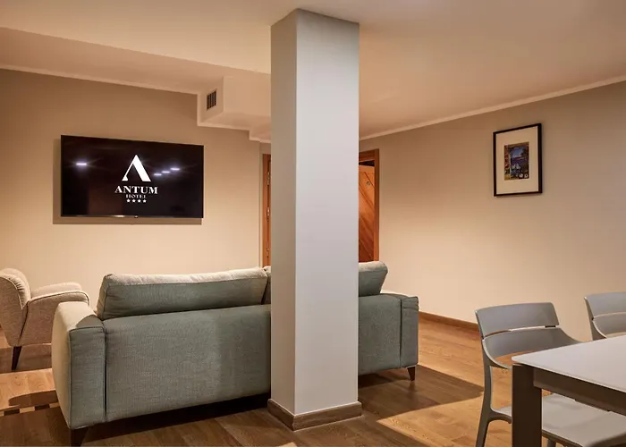 Antum 4*